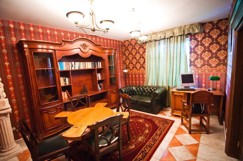 Hotel Mazurski Dworek Mikołajki Eksteriør billede