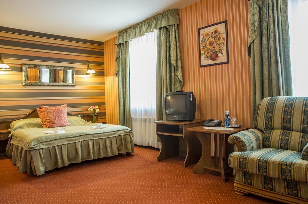 Hotel Mazurski Dworek Mikołajki Værelse billede